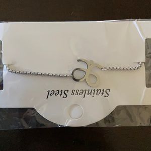 Arbonne stainless steel necklace